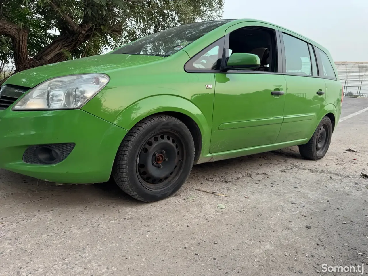 Opel Zafira 2009 · 1.8 MT