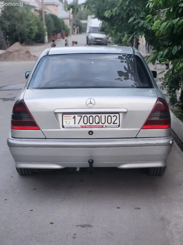 Mercedes-Benz C class 1998 · 2.2 MT
