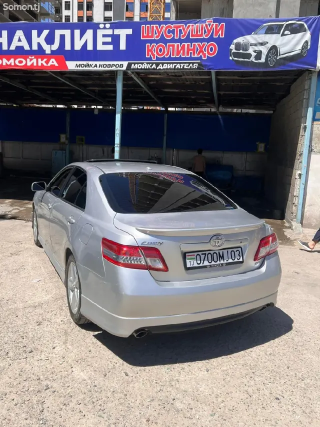 Toyota Camry 2010 · 2.5 AT