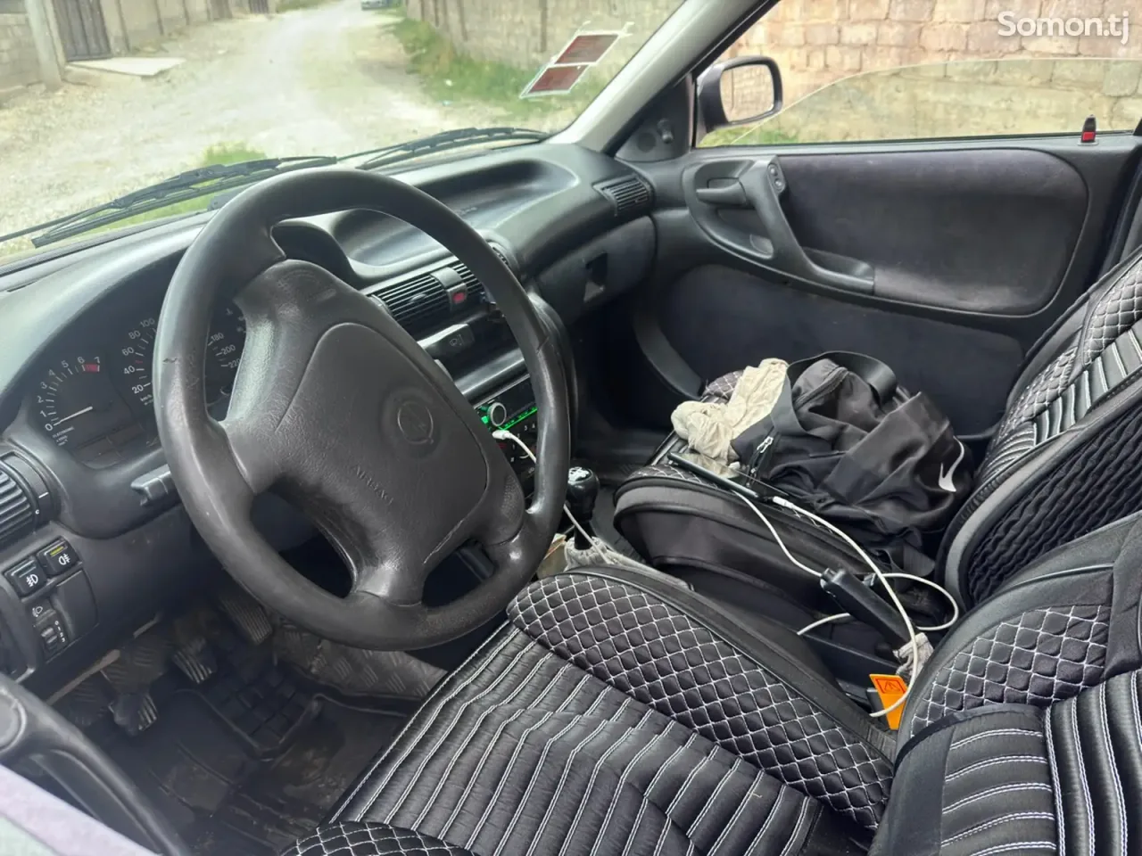 Opel Astra F 1998 · 1.6 MT