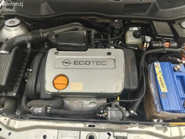 Opel Astra G 1998 · 1.6 MT