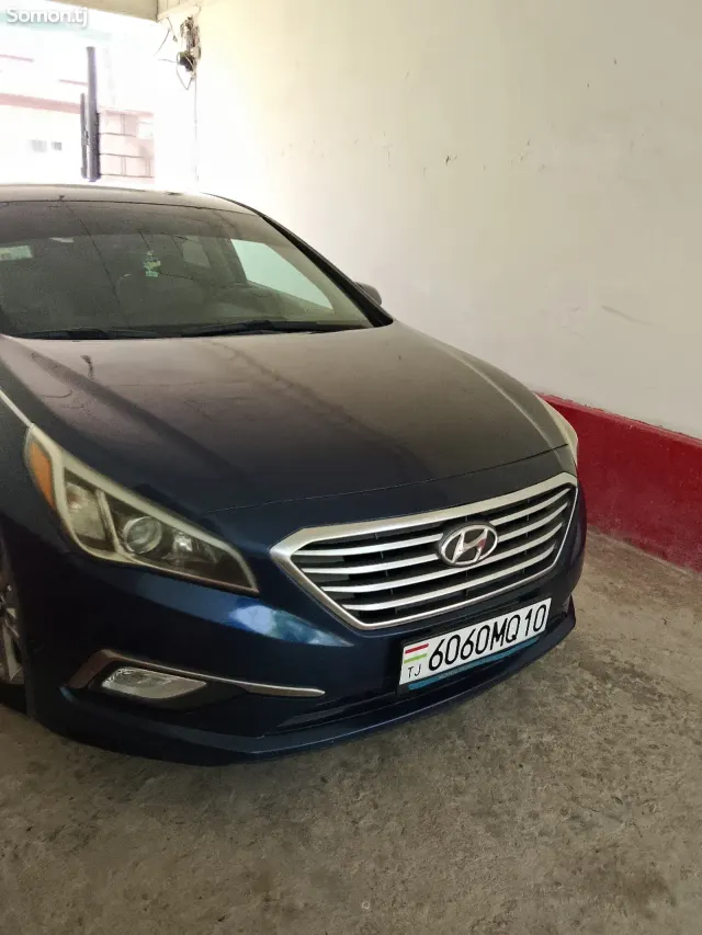 Hyundai Sonata 2017 · 2.4 AT