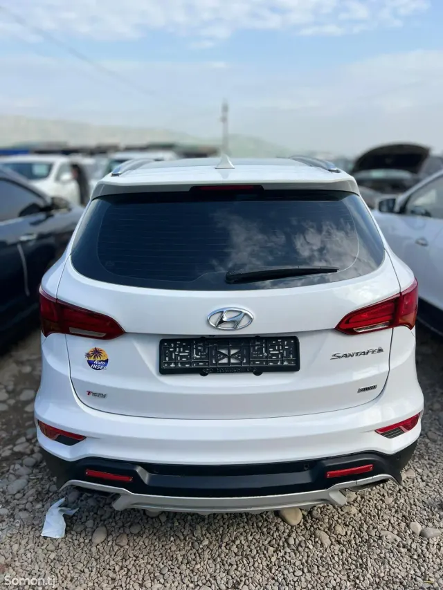 Hyundai Santa Fe 2016 · 2.0 AT