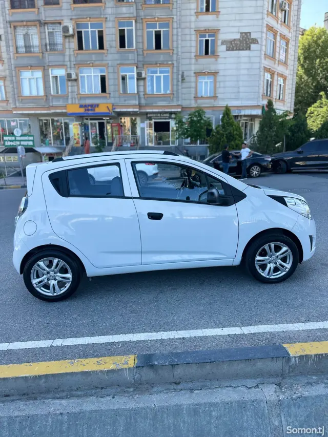 Chevrolet Spark 2013 · 1.3 AT