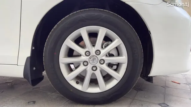Toyota Camry 2011 · 2.5 AT