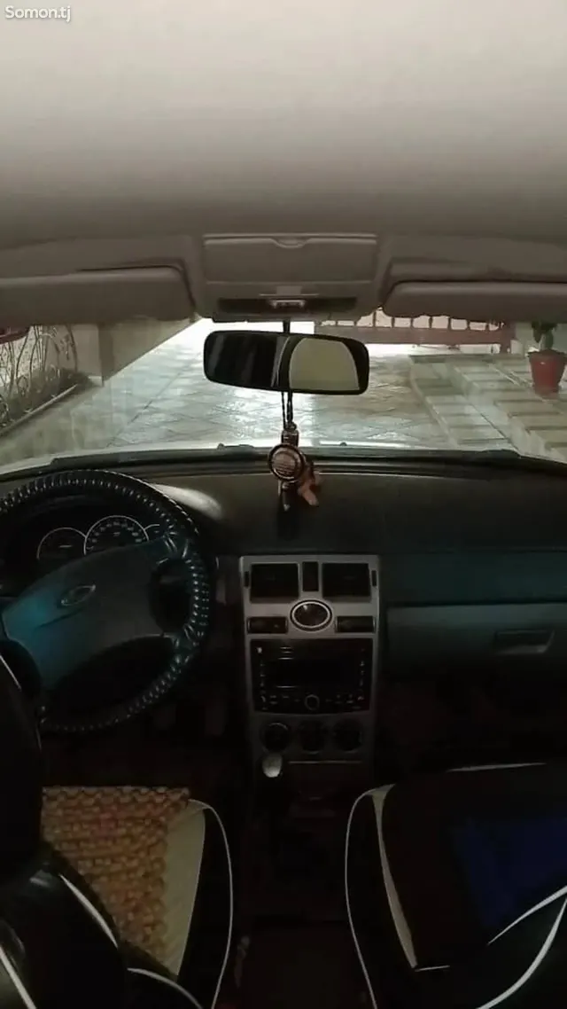 Lada (ВАЗ) Priora 2011 · 1.6 MT