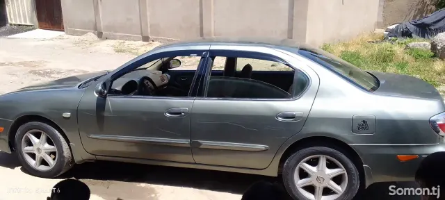 Nissan Maxima 2001 · 3.0 MT