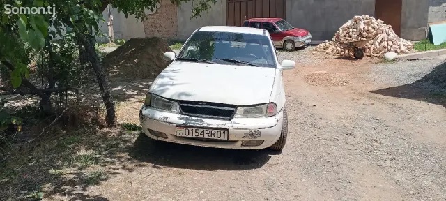 Daewoo Nexia 1996 · 1.6 MT