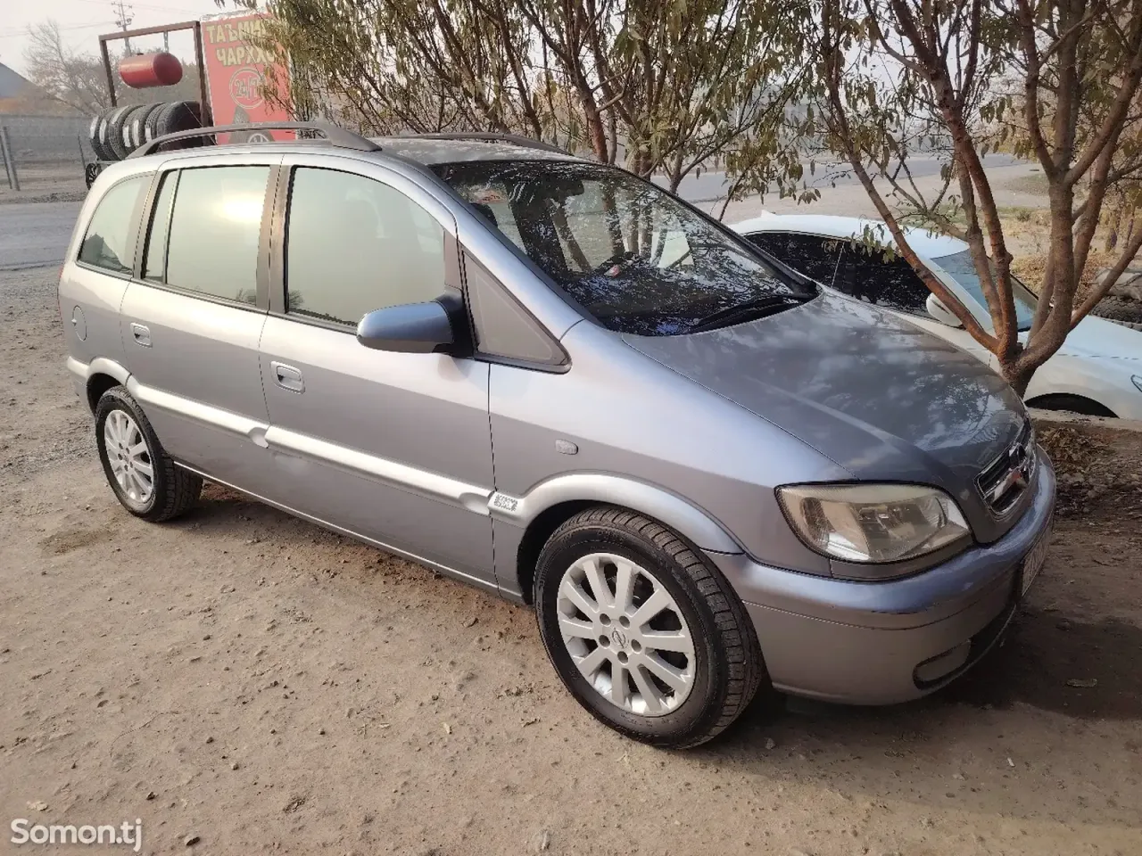 Opel Zafira 2006 · 2.2 AT
