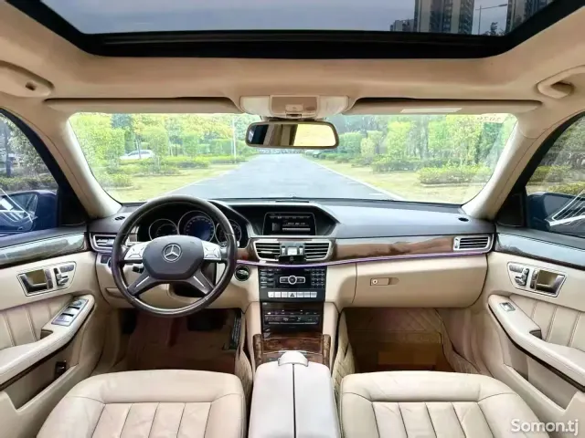 Mercedes-Benz E class 2014 · 2.0 AT