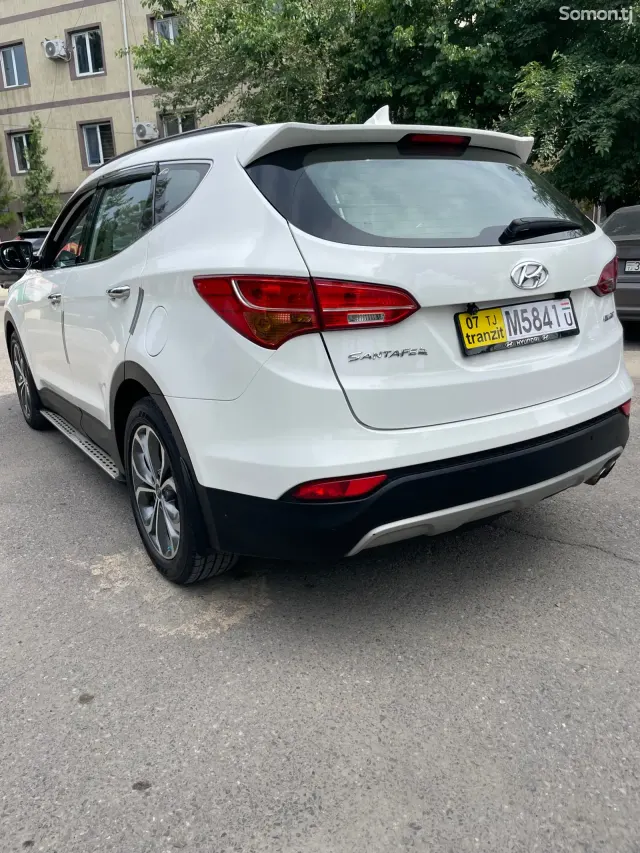 Hyundai Santa Fe 2015 · 2.0 AT