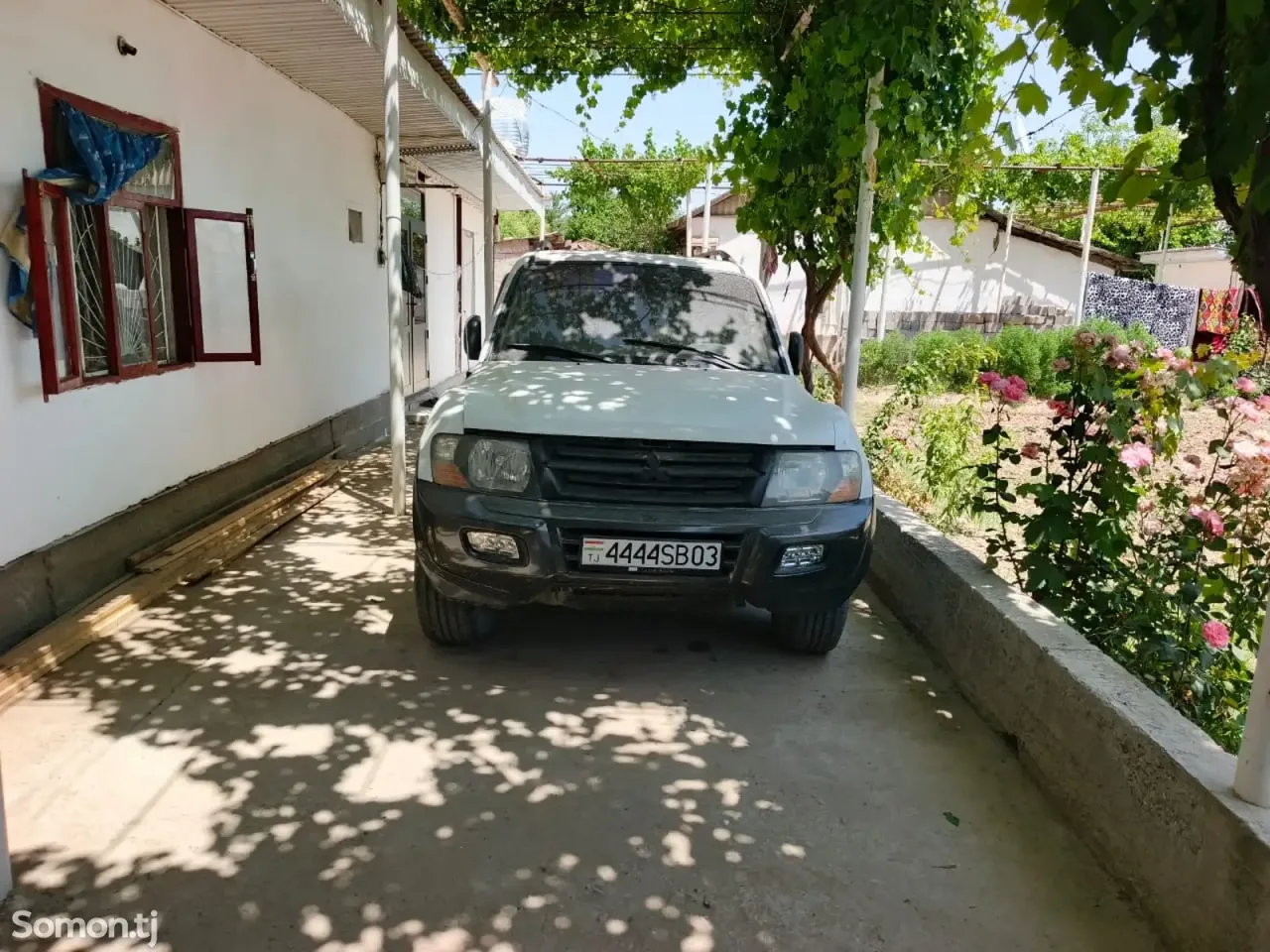 Mitsubishi Montero 2002 · 3.0 AT