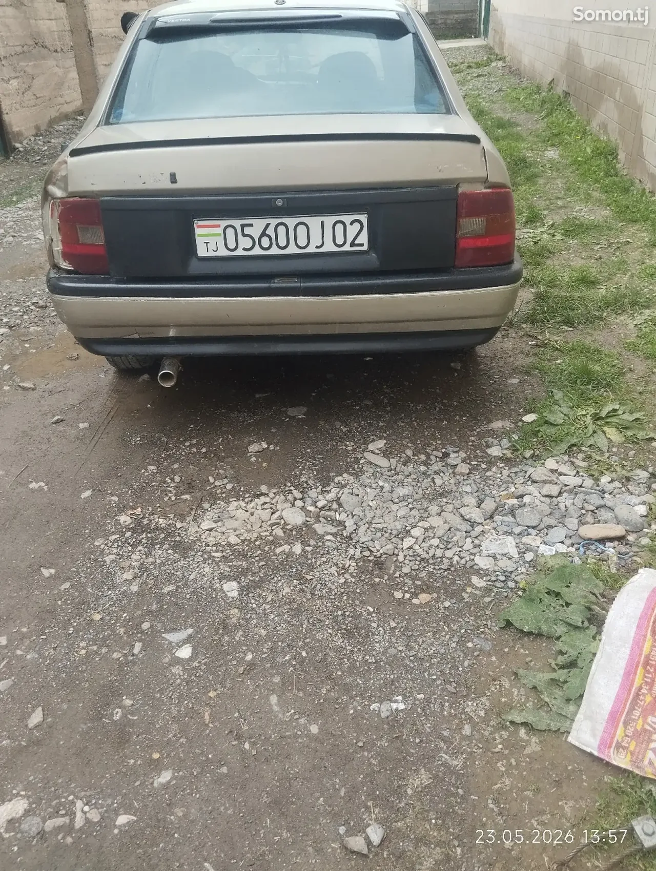 Opel Vectra A 1995 · 1.8 MT