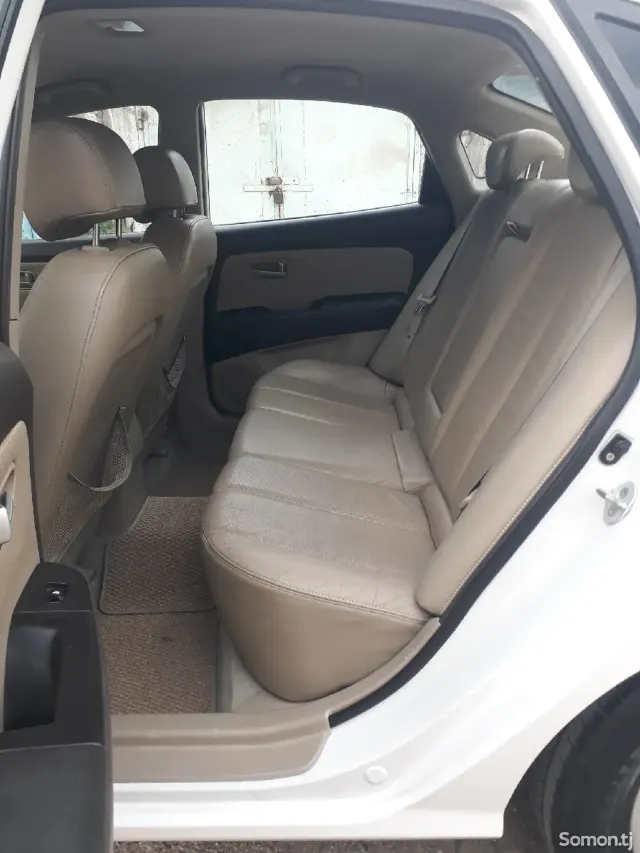 Hyundai Avante 2007 · 1.6 AT