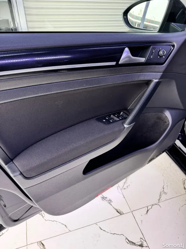 Volkswagen Golf 2013 · 2.0 AT