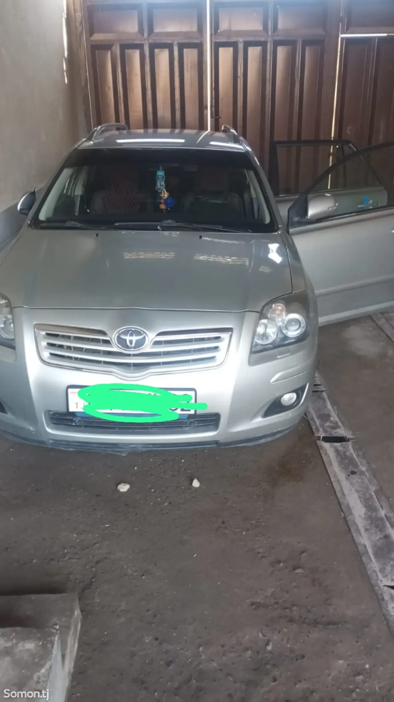 Toyota Avensis 2008 · 1.8 MT