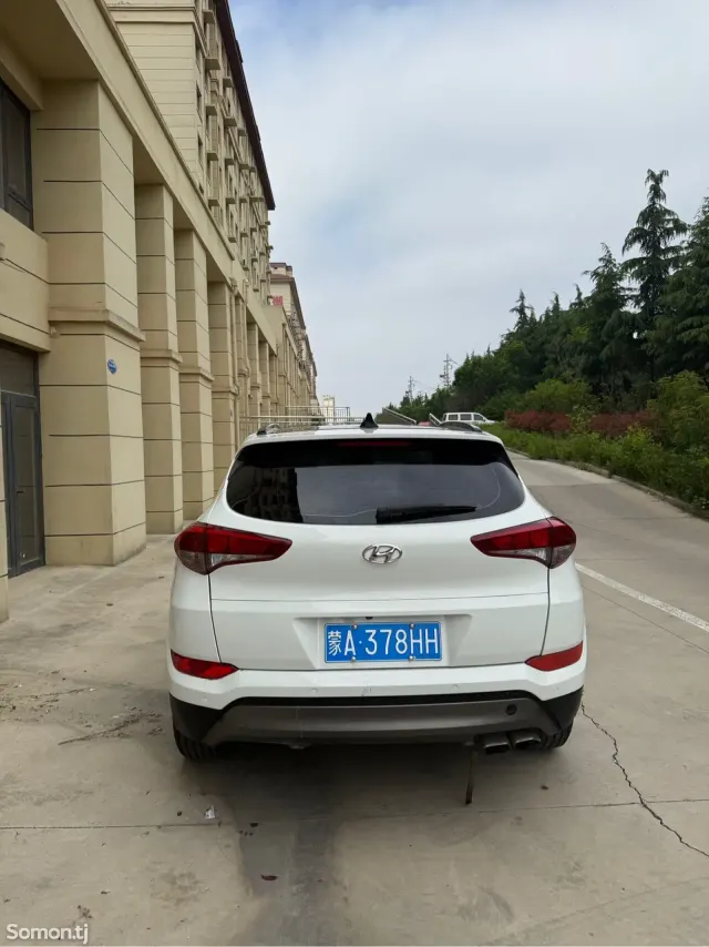 Hyundai Tucson 2017 · 1.6 AT