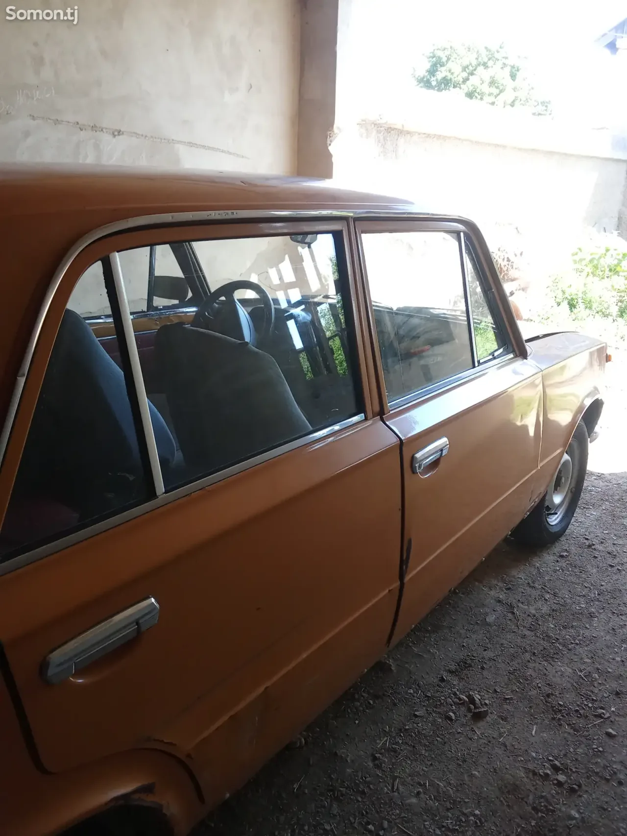 Lada (ВАЗ) 2111 1981 · 1.5 MT