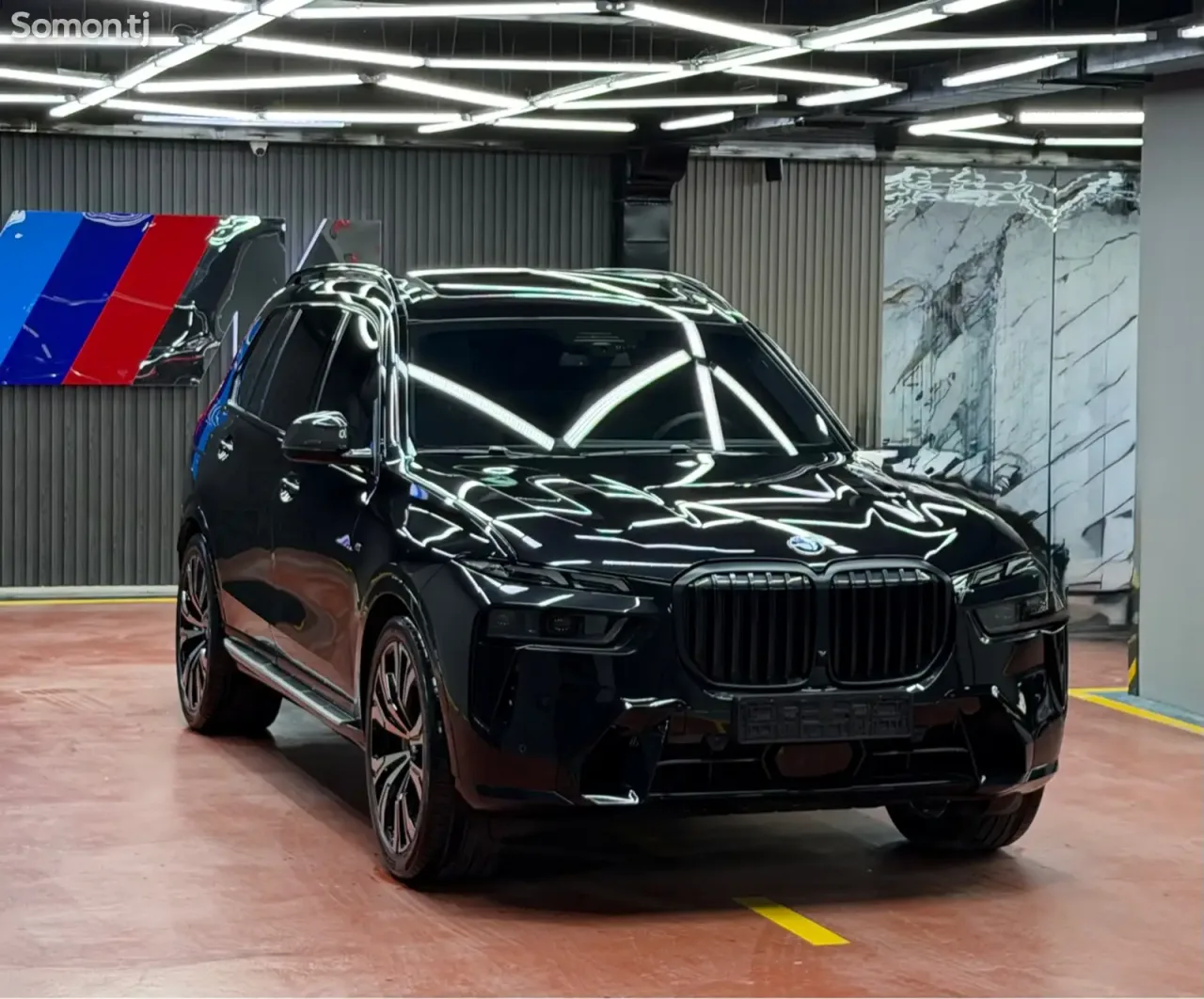 BMW X7 2023 · 4.0 AT