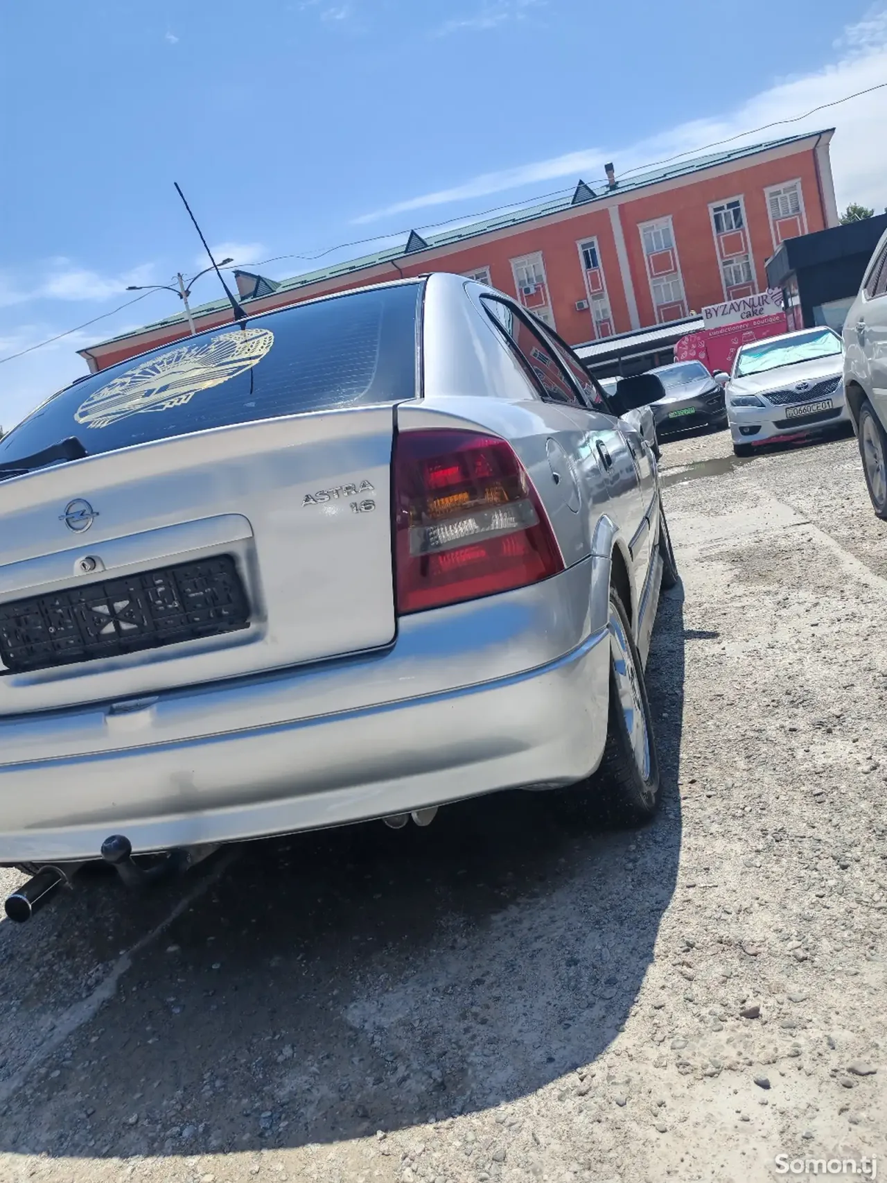 Opel Astra G 2002 · 1.6 MT