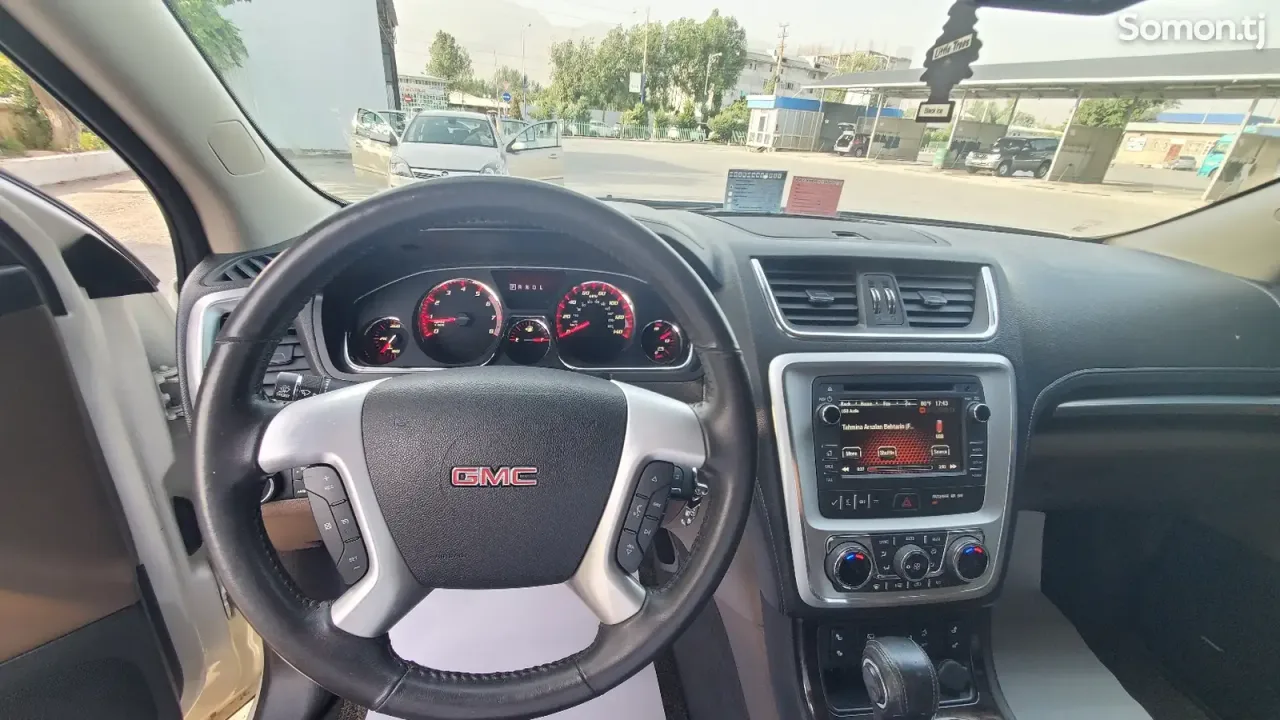 GMC Acadia 2015 · 3.6 AT