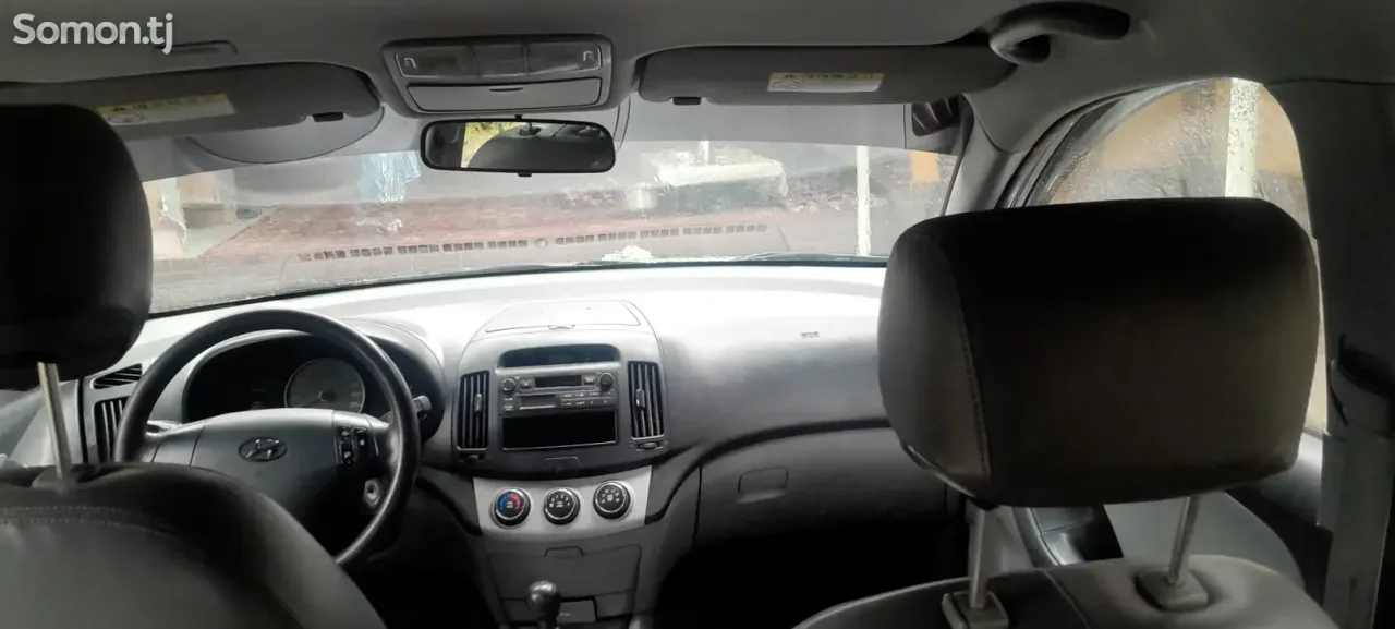 Hyundai Avante 2008 · 1.6 MT