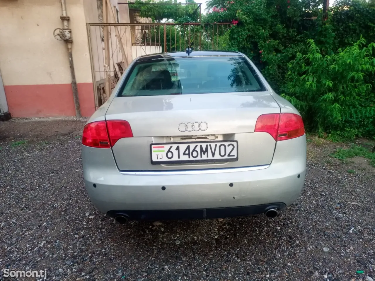 Audi A4 2005 · 3.2 AT