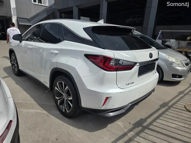 Lexus RX series 2018 · 4.5 AT