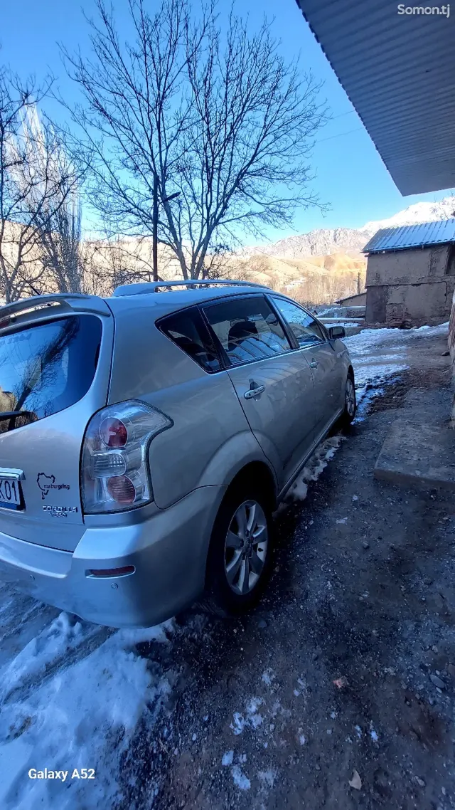 Toyota Corolla Verso 2007 · 1.8 MT