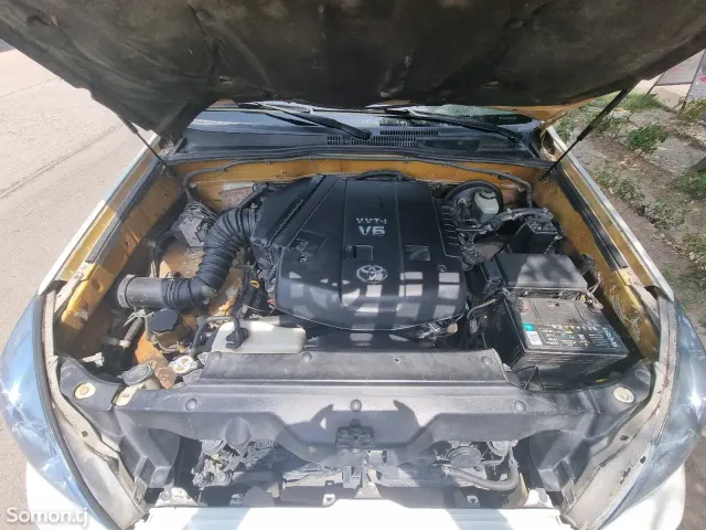 Toyota Land Cruiser Prado 2008 · 4.0 AT