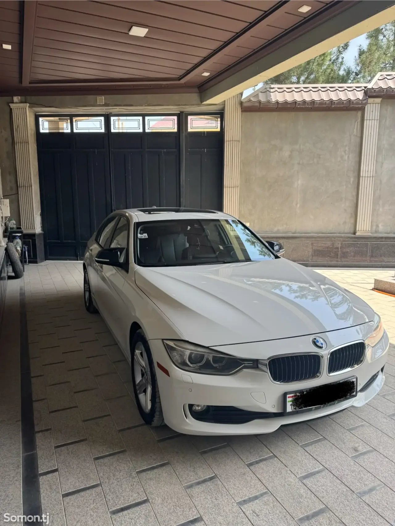 BMW 3 series 2014 · 2.0 AT