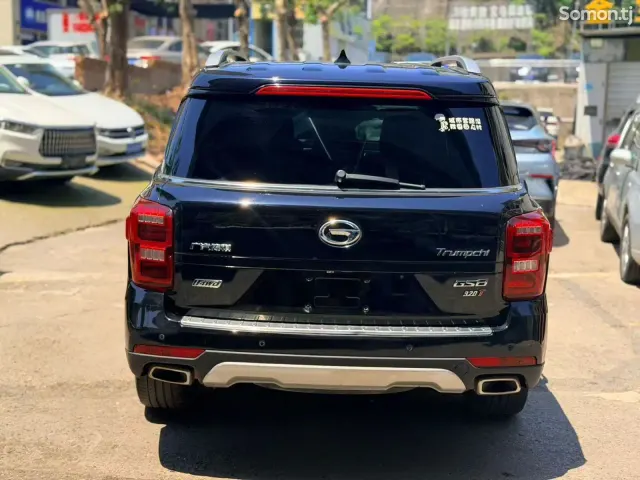 GAC Trumpchi GS8 2016 · 2.0 AT