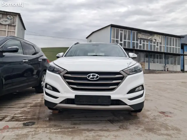 Hyundai Tucson 2015 · 2.0 AT
