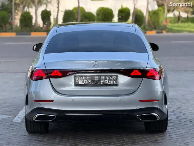 Mercedes-Benz E class 2025 · 2.0 AT