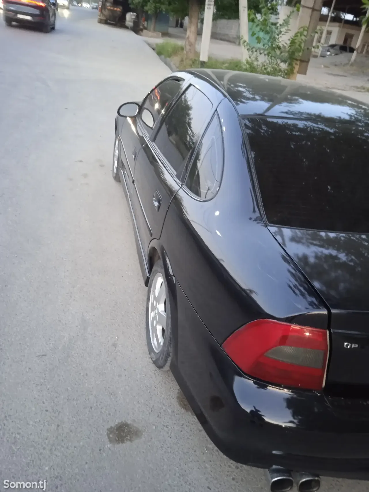 Opel Vectra B 1999 · 1.8 MT