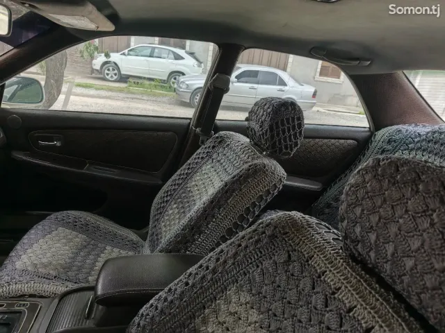 Toyota Mark II 1998 · 2.4 AT