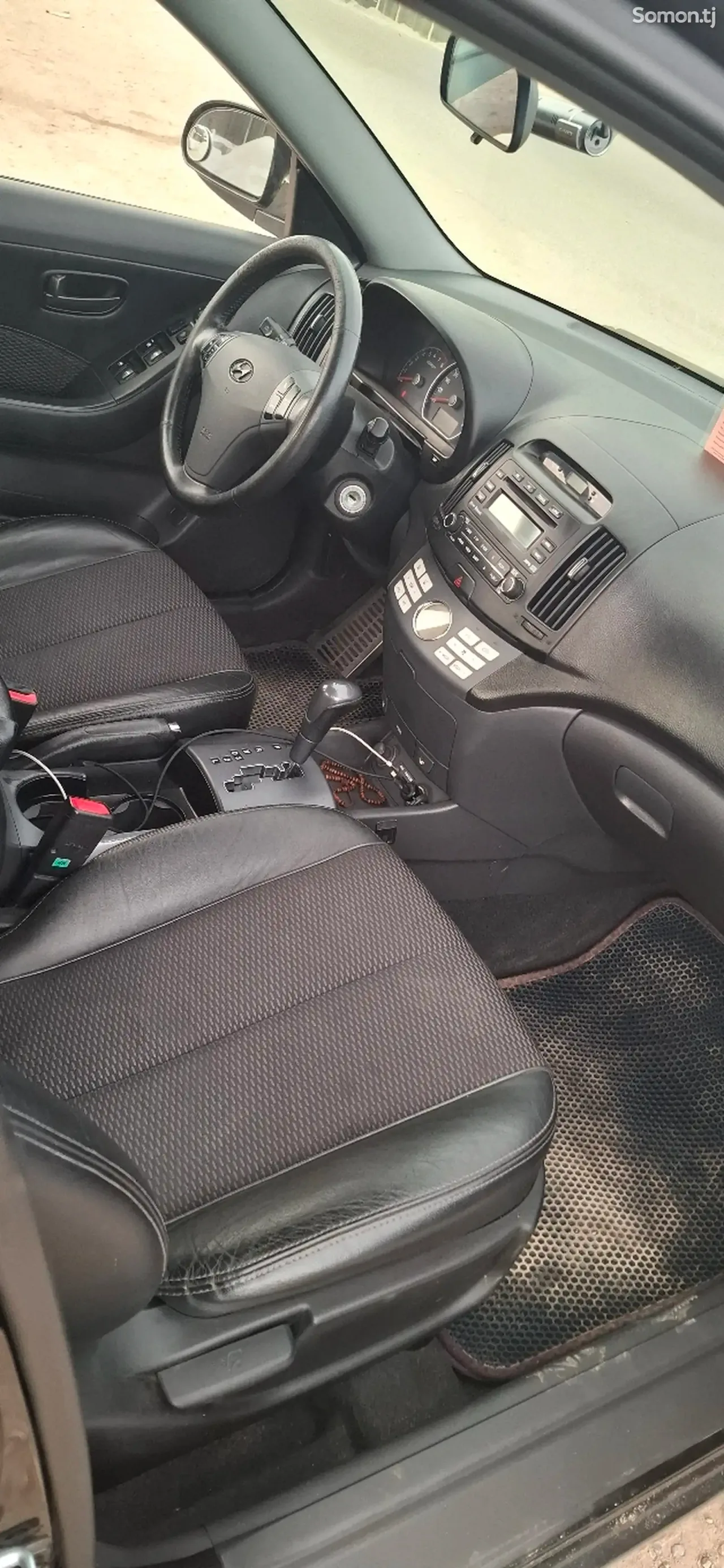 Hyundai Avante 2009 · 1.6 AT