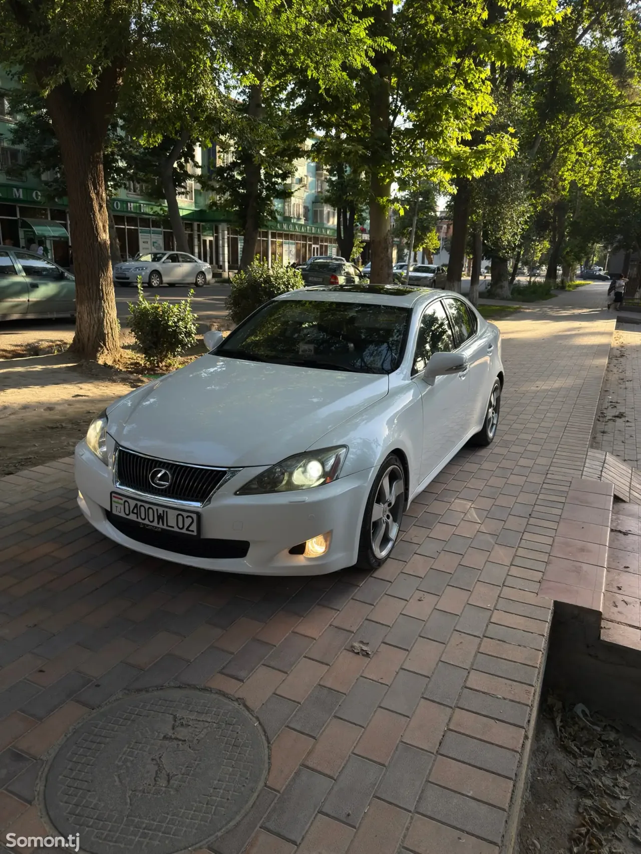 Lexus IS series 2009 · 2.5 AT