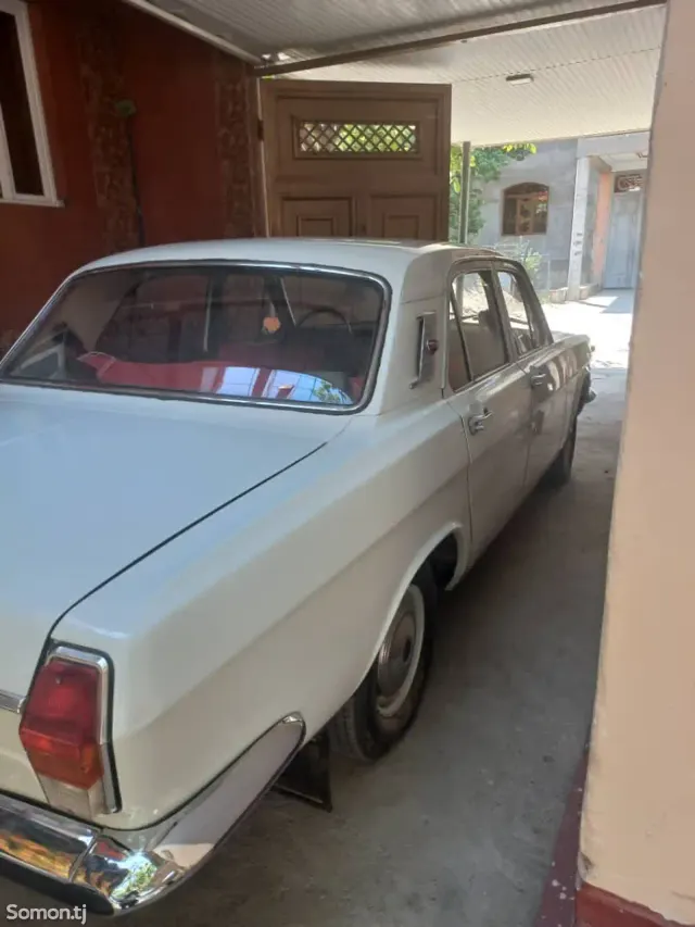 ГАЗ 2401 1981 · 2.0 MT