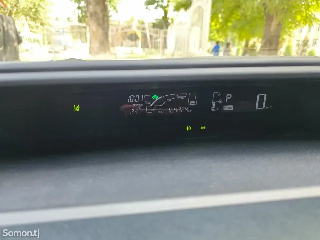 Toyota Aqua 2015 · 1.5 AT