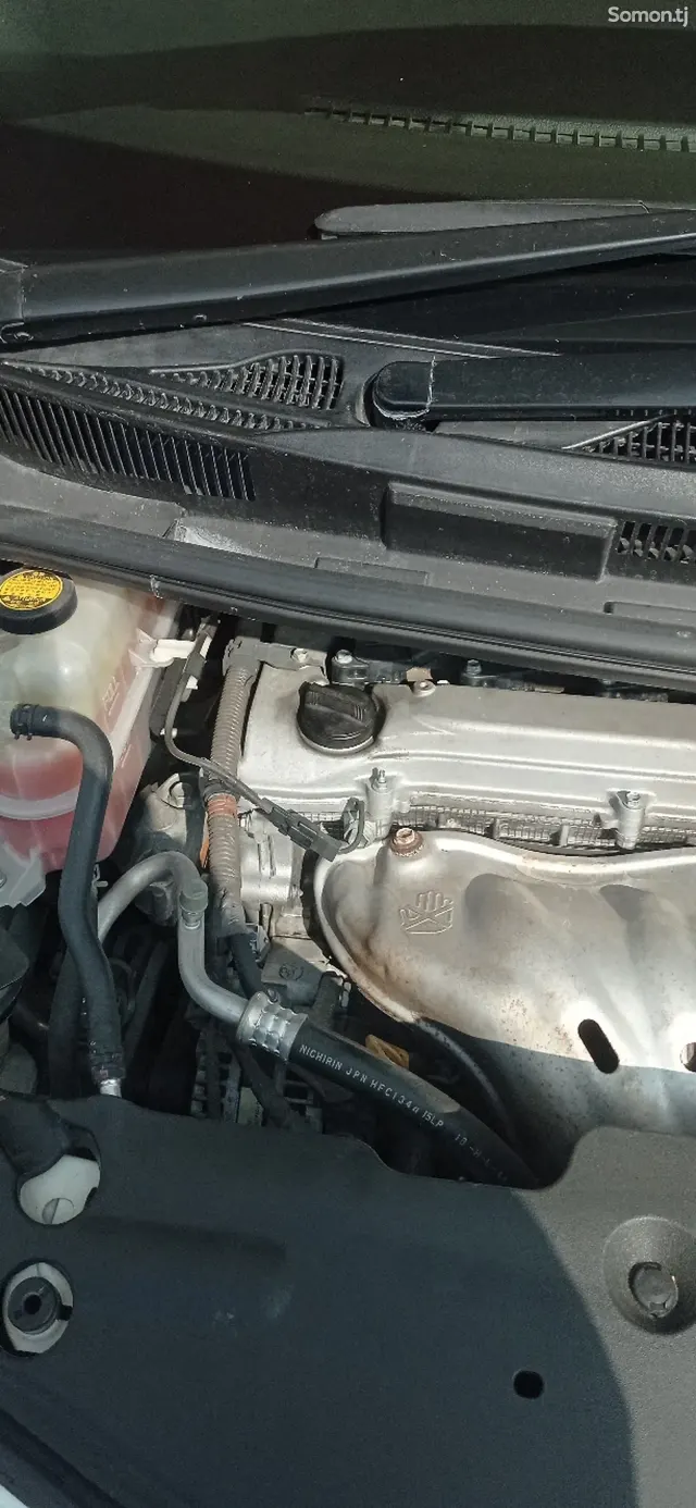Toyota Estima 2009 · 2.4 AT