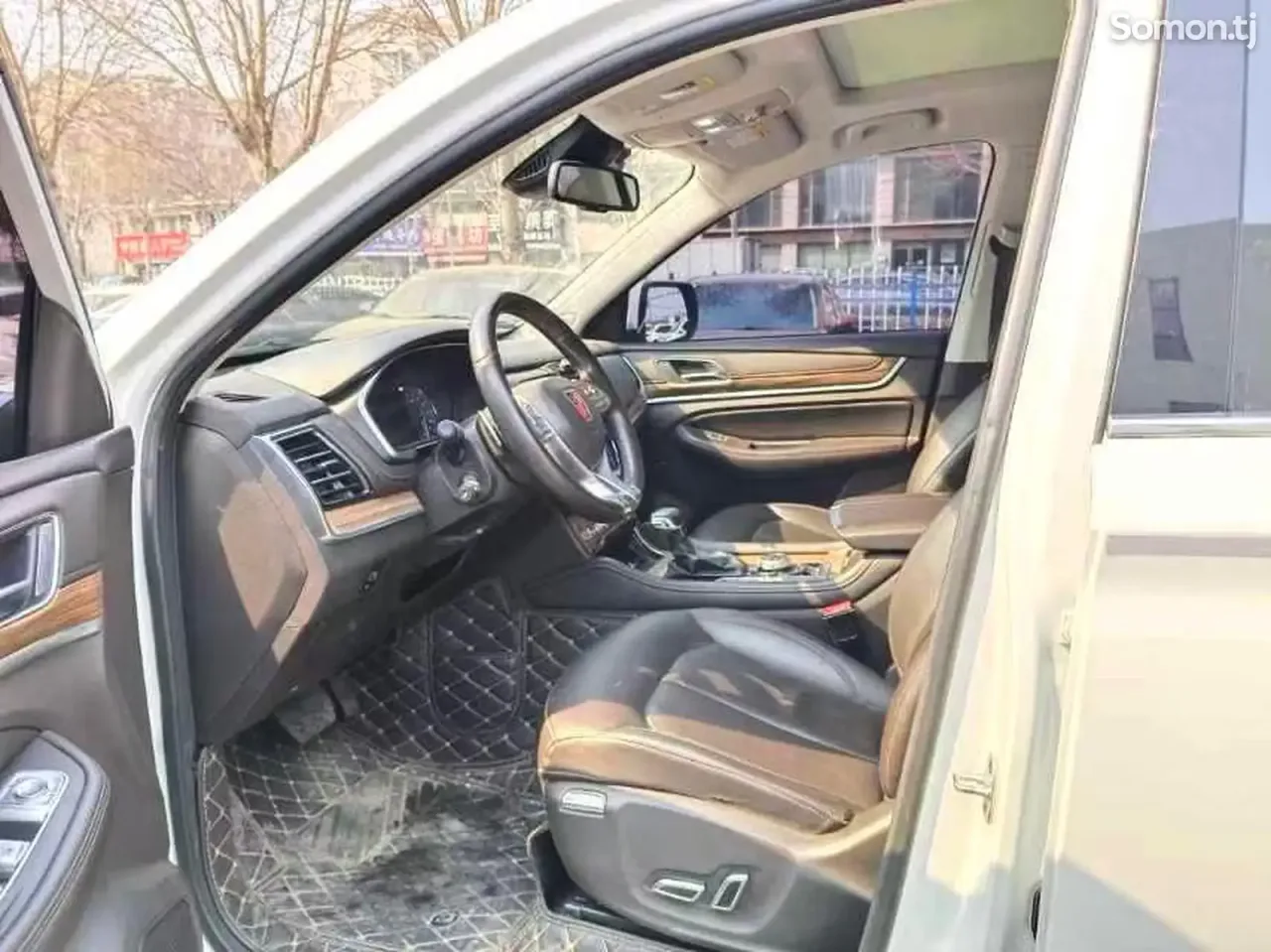 Roewe RX8 2018 · 2.0 AT