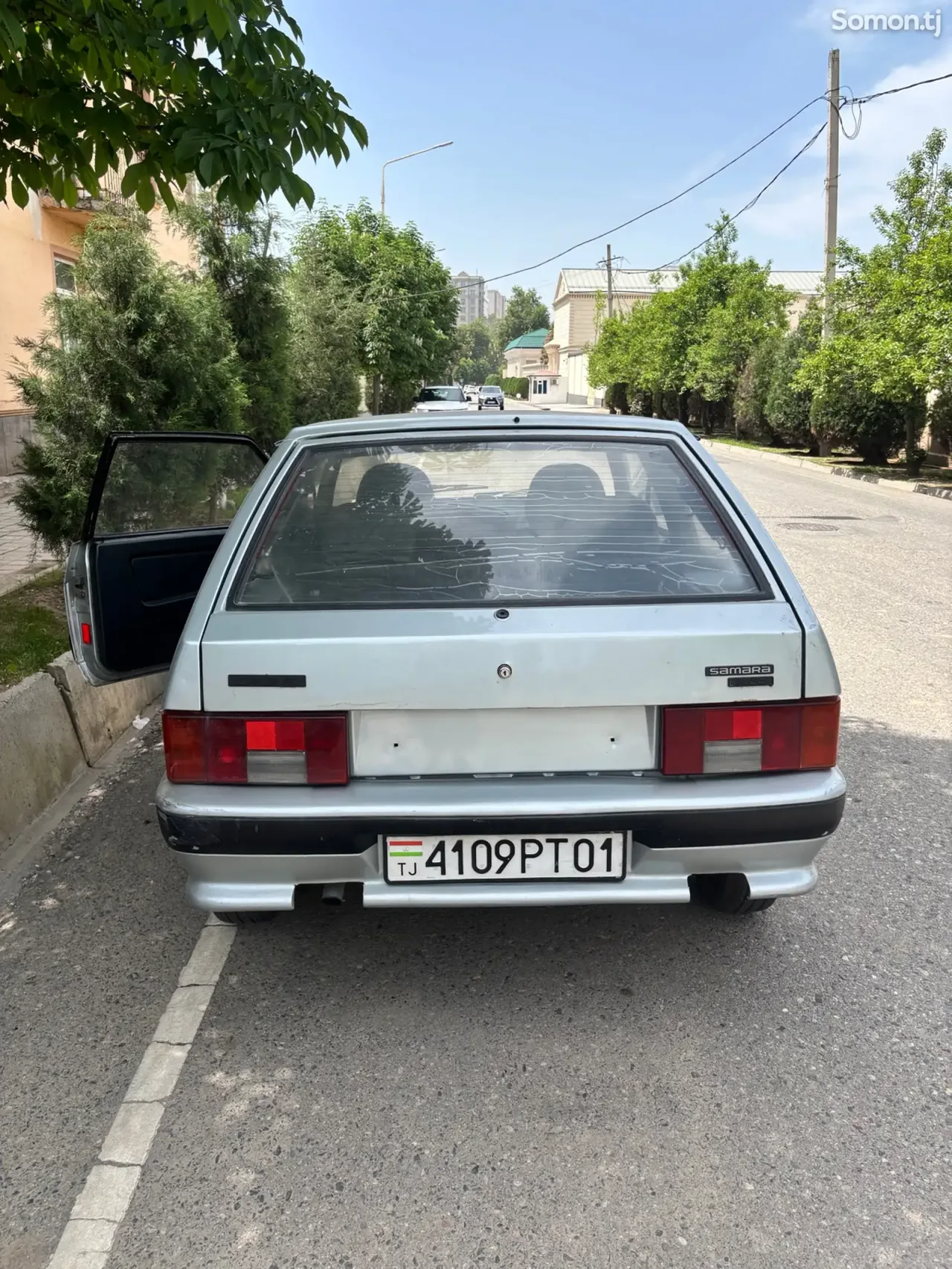 Lada (ВАЗ) 2113 2002 · 1.6 MT