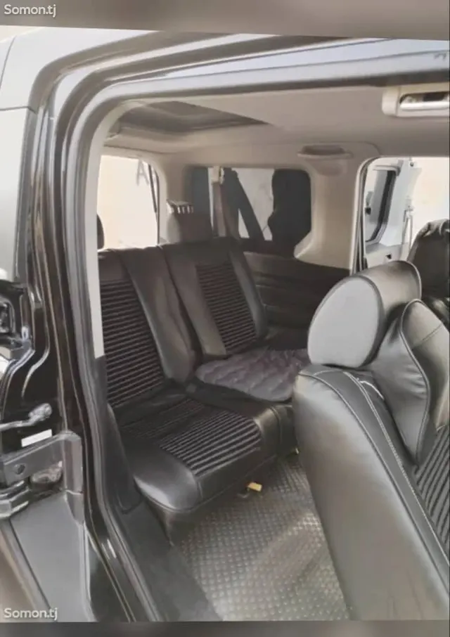Honda Element 2004 · 2.4 AT