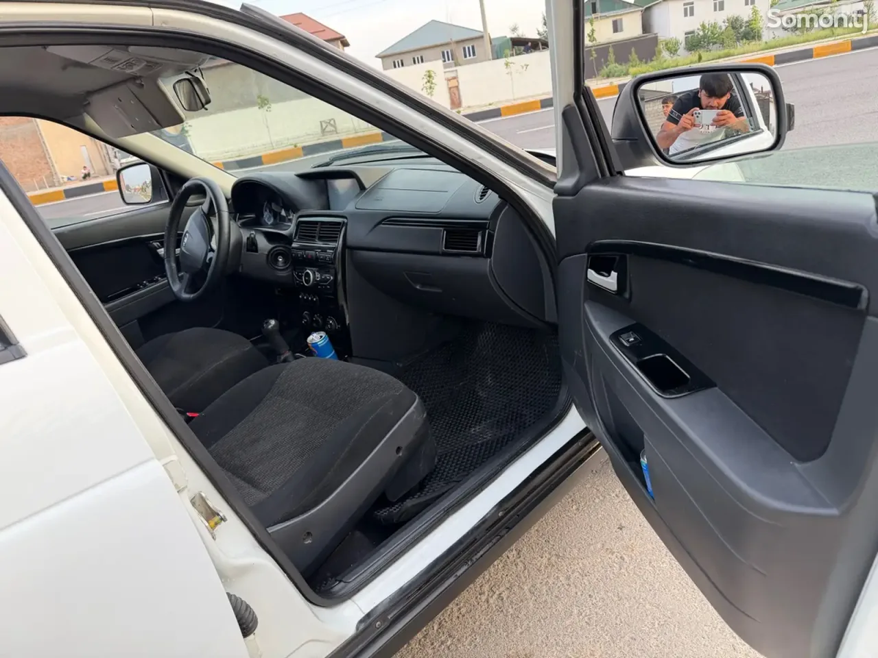 Lada (ВАЗ) Priora 2014 · 1.8 MT