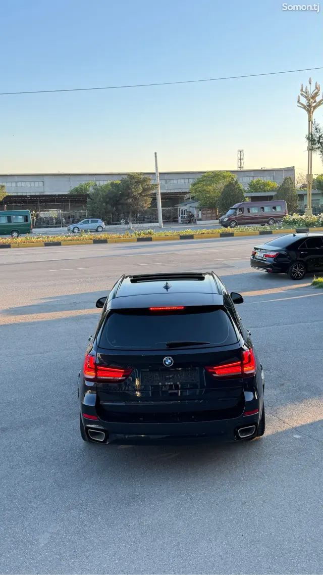 BMW X5 2016 · 3.0 AT