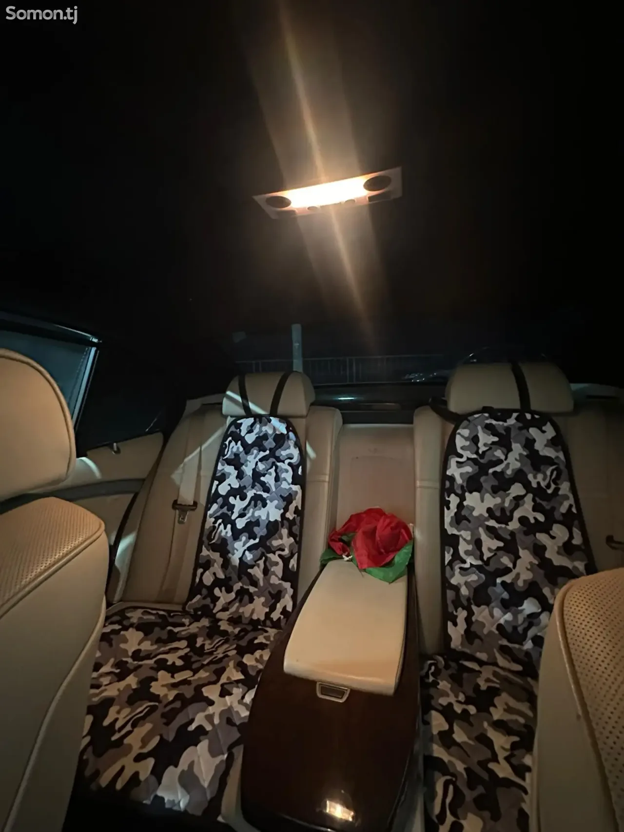 BMW 7 series 2008 · AT