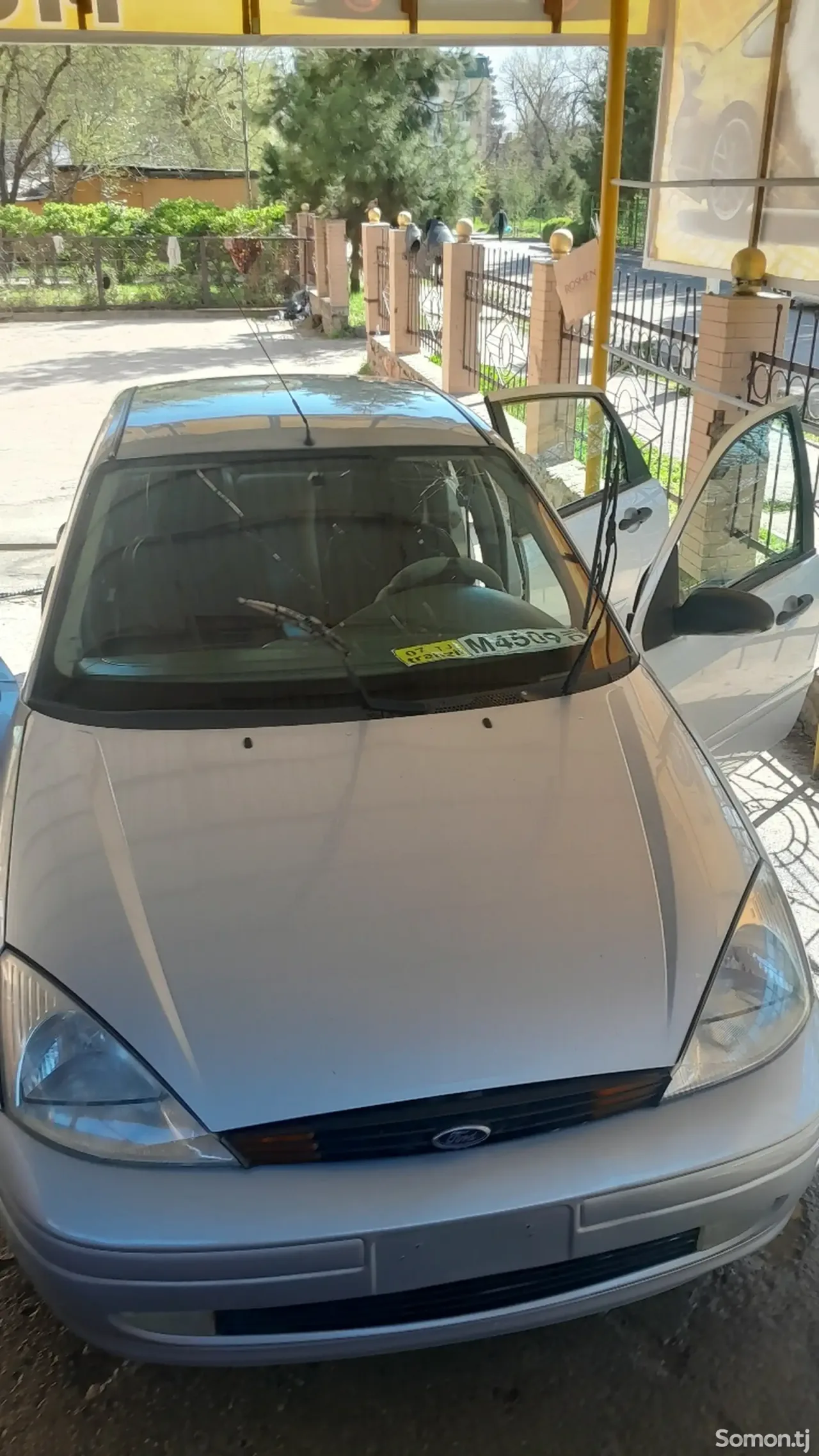 Ford Focus 2001 · 1.9 AT