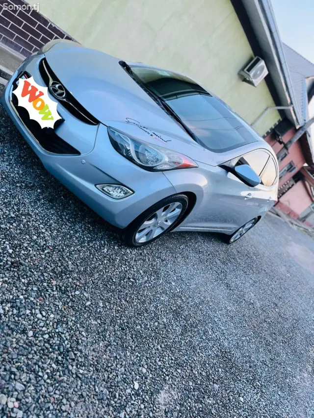 Hyundai Avante 2011 · 1.8 AT