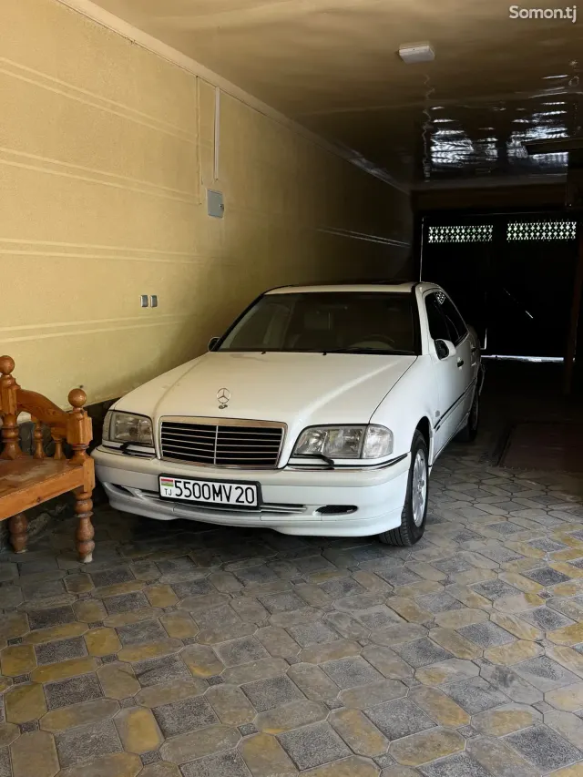 Mercedes-Benz C class 1999 · 2.8 AT